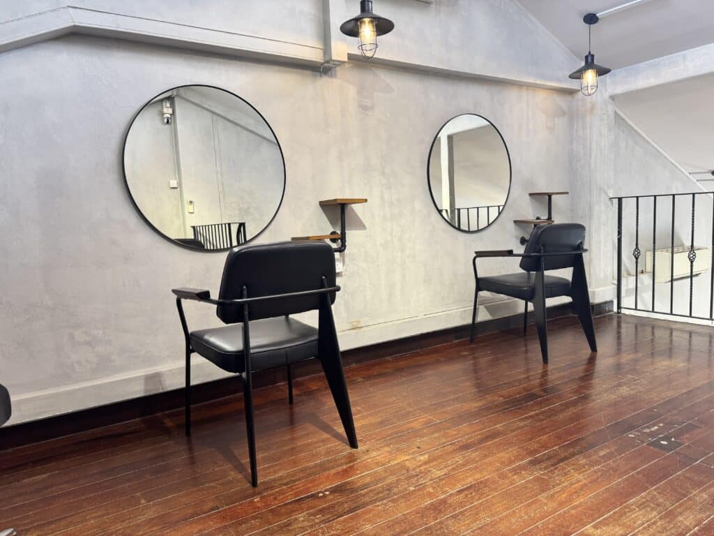 Salon interior